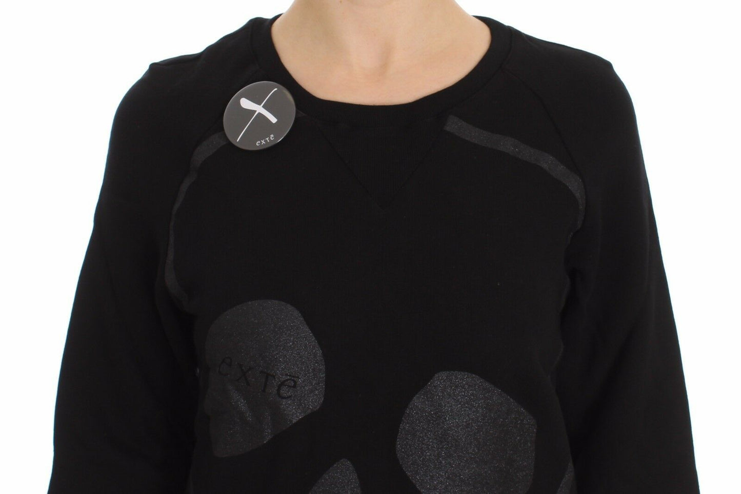 Exte Chic Skull Pattern Crew-Neck Cotton Sweater