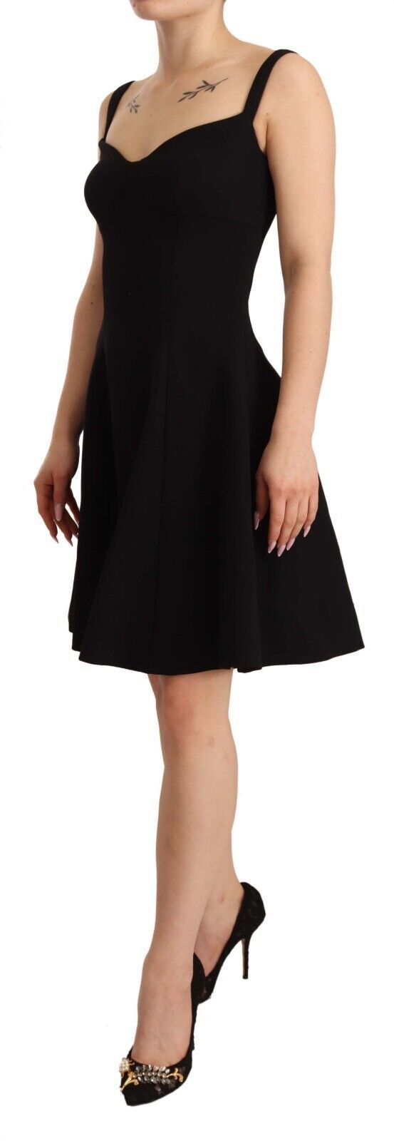 Dolce &amp; Gabbana Elegant A-Line Sheath Dress in Black