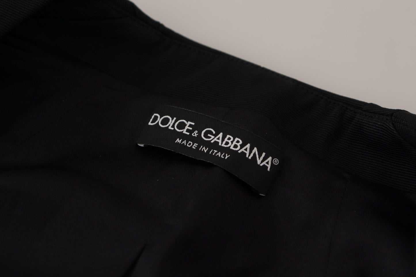 Dolce &amp; Gabbana Sleek Black Snap Jacket with Silk Lining