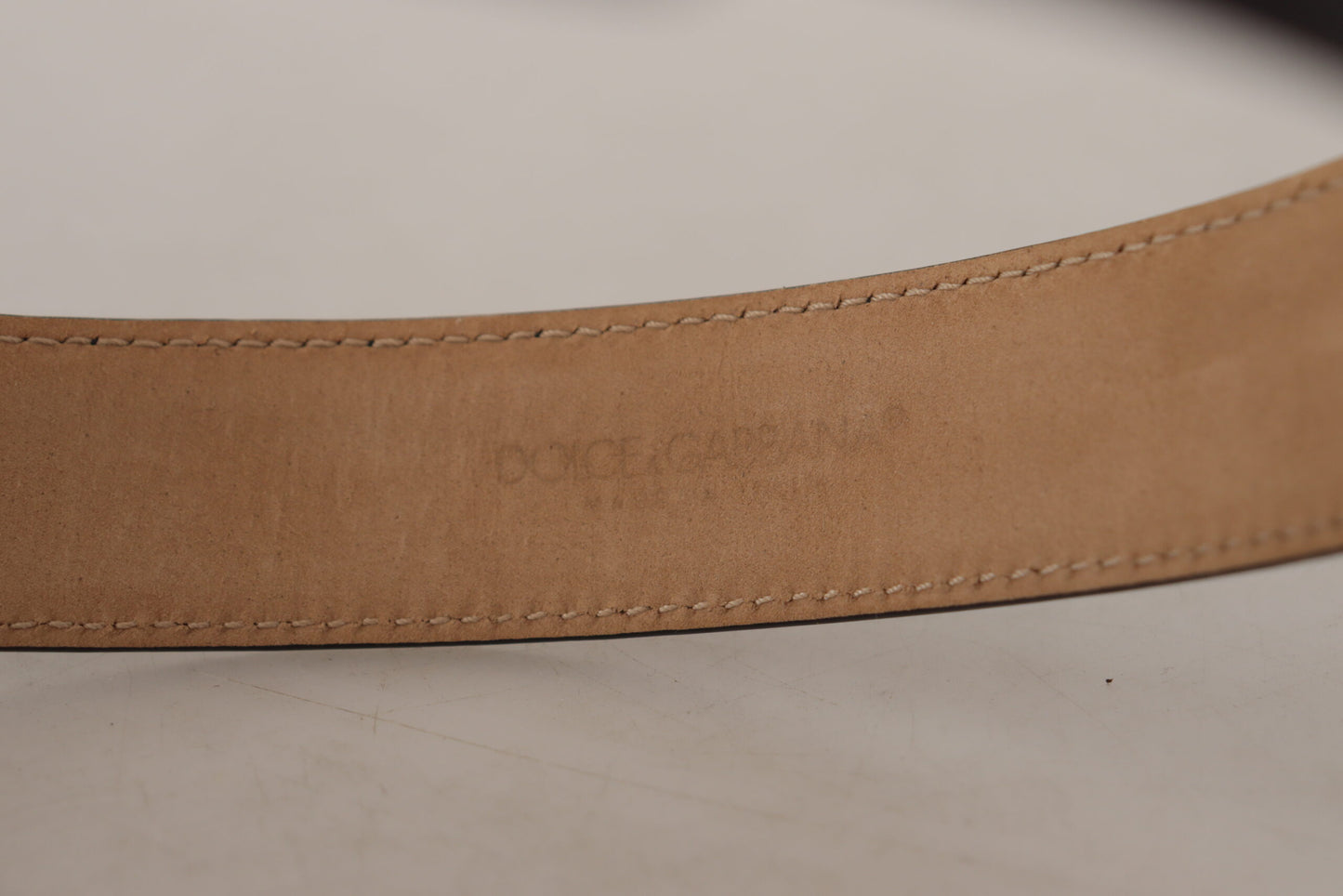 Dolce &amp; Gabbana Elegant Leather Belt with Logo Buckle