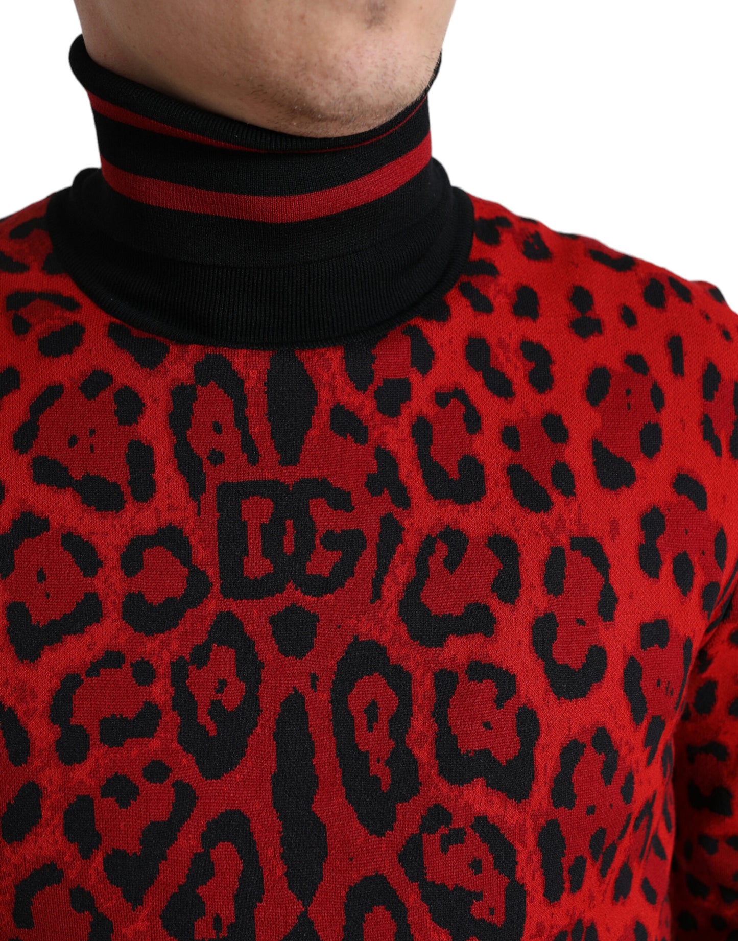 Dolce &amp; Gabbana Red Leopard Print Turtleneck Pullover Sweater