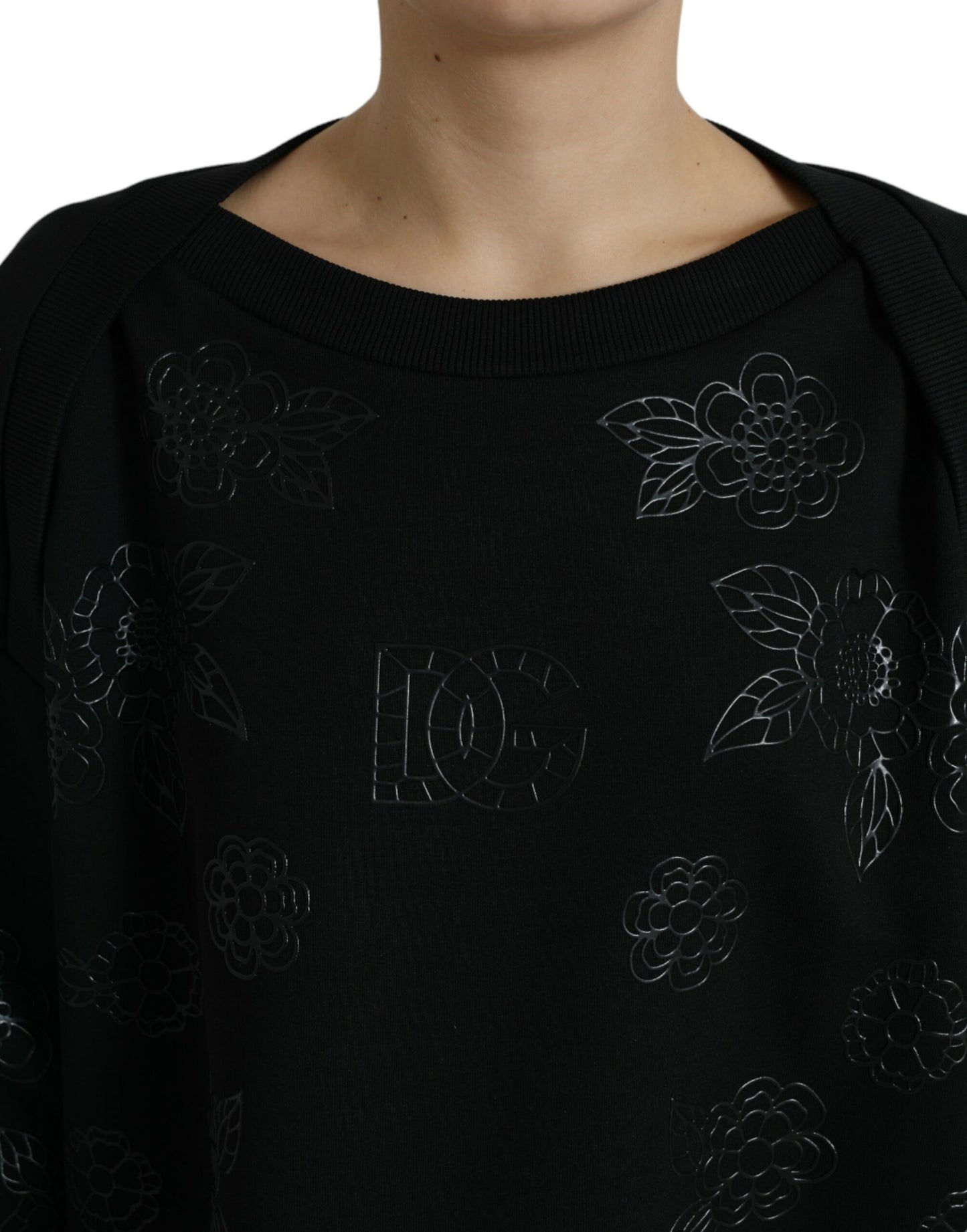 Dolce &amp; Gabbana Black Pullover Floral Logo Applique Sweater